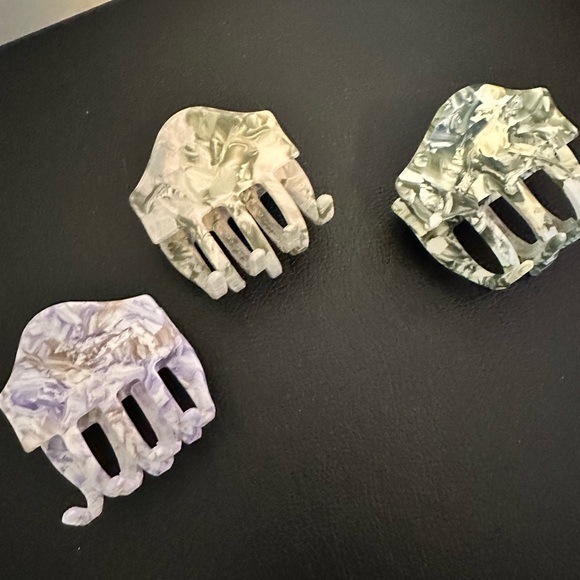 Anthropologie Hair claw set - Picture 2 of 2